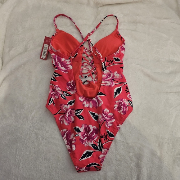 Floral Pink Swimsuit - Picture 6 of 7